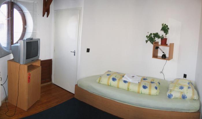 Nadix Panzio Bed and Breakfast Ντέμπρετσεν Δωμάτιο φωτογραφία